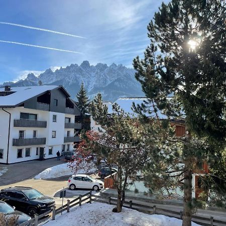 Appartamento A Dobbiaco Nel Cuore Delle Dolomiti Bagian luar foto